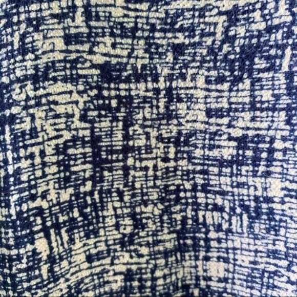 Skies are Blue Blouse‎ Size M - Picture 11 of 14